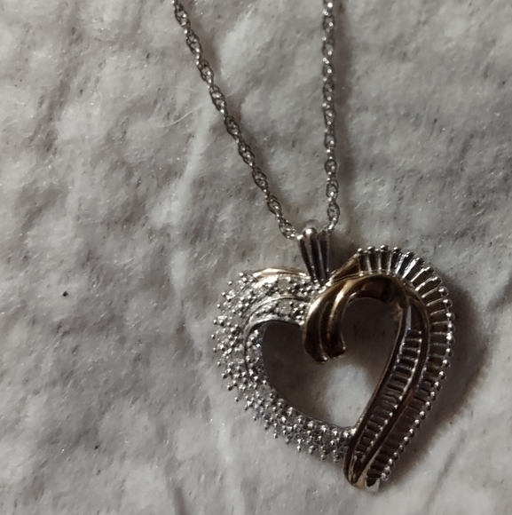 Jewelry - Picture 2 of 2